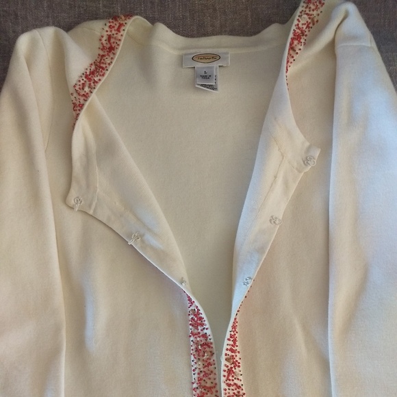 Cardigan - Picture 4 of 4